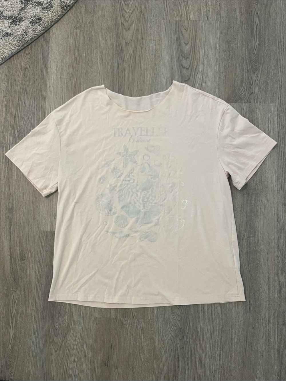 SHEIN Cream Fish Graphic Short Sleeve Tee